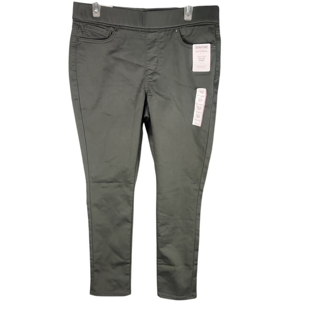 Levi's Signature Pull on Skinny NWT 30 x 30